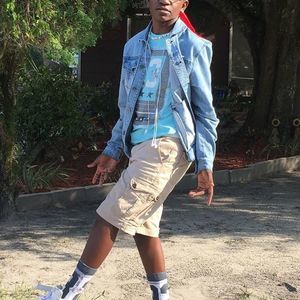 Meet your Posher, Larry